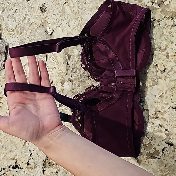 Venus 34D Bra! New with Tags - Picture 4 of 5